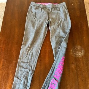 Athletic leggings